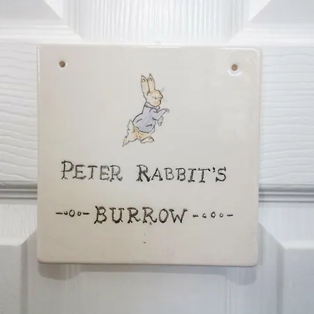 Peter Rabbit's Burrow * 윈더미어